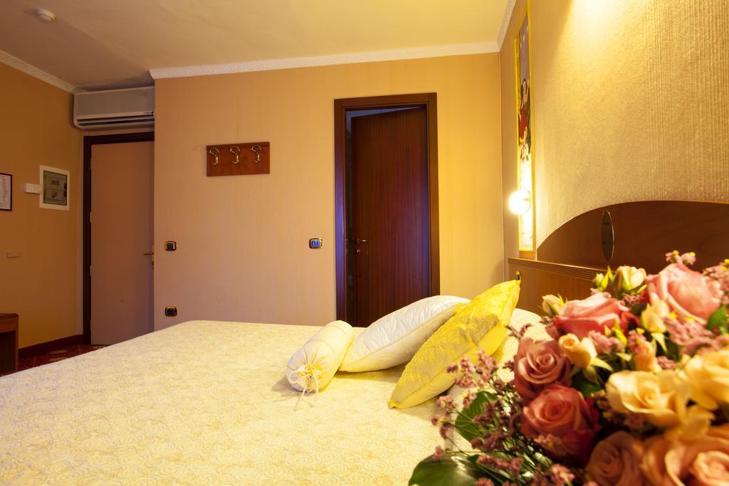 Boutique Hotel Puccini Montecatini Terme Kültér fotó