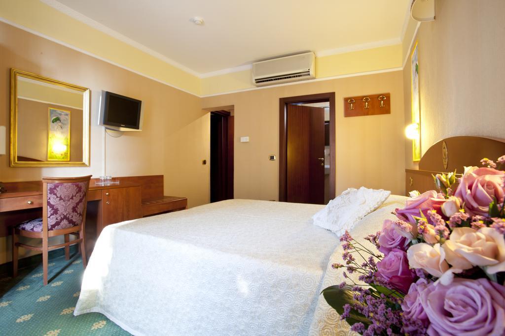 Boutique Hotel Puccini Montecatini Terme Kültér fotó
